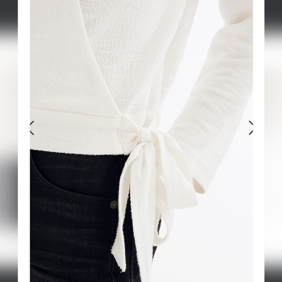 Texture & Thread Wrap Top, White Small - Picture 4 of 11